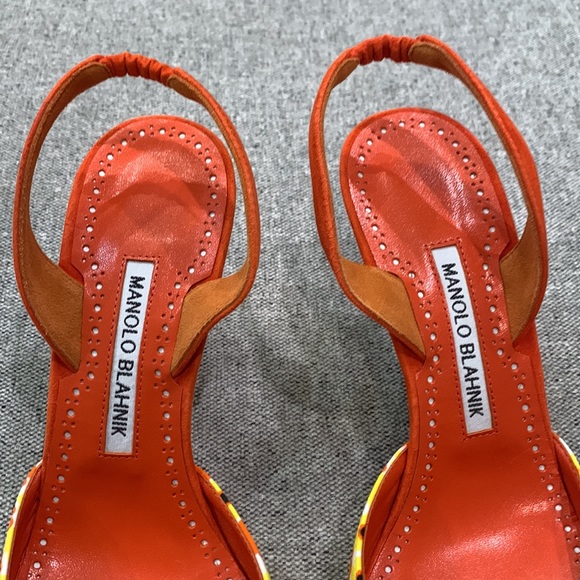 Manolo Blahnik Carolyne Kitten-Heel Halter Pumps - Picture 2 of 10